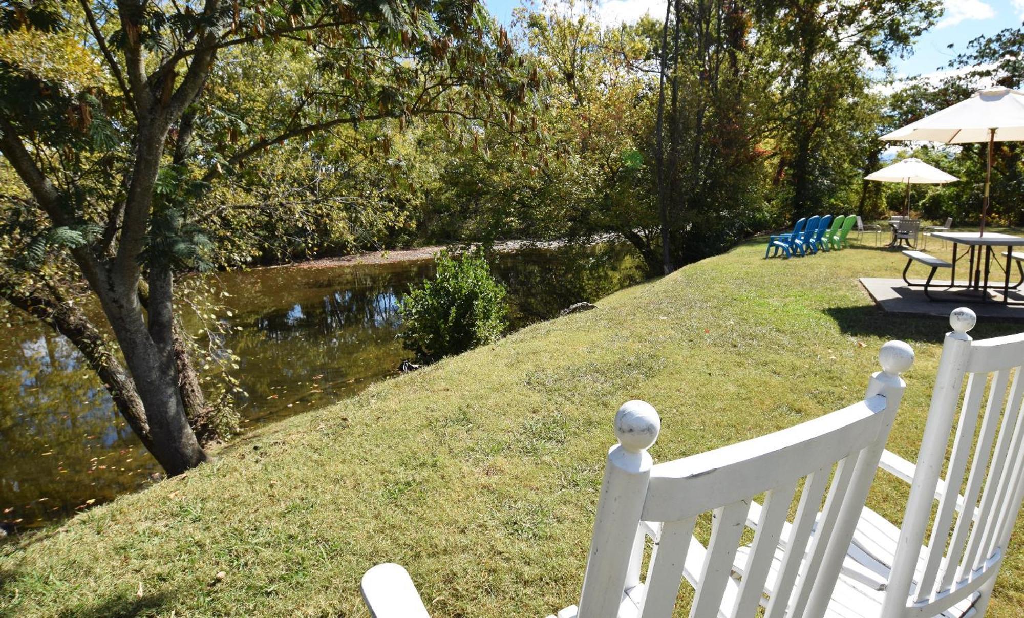 Arbors At Island Landing Hotel & Suites Pigeon Forge Extérieur photo