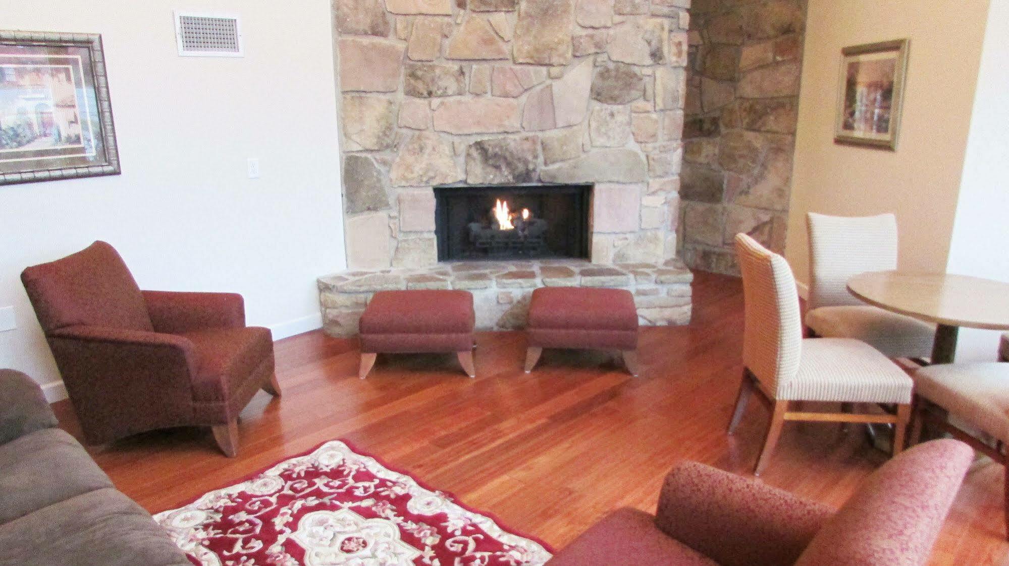 Arbors At Island Landing Hotel & Suites Pigeon Forge Extérieur photo